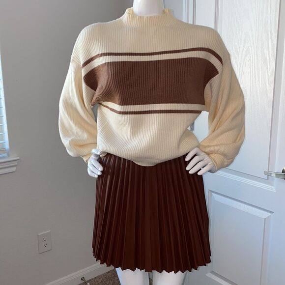 ❤️BRAND NEW Gilli Ivory Brown Stripe Mock Sweater - Picture 10 of 11